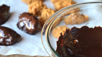 Homemade Butterfingers with Classic Creamy